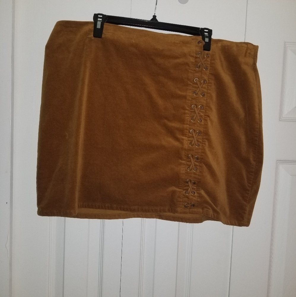 Forever 21 plus skirt